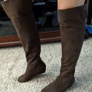 Over the knee boots